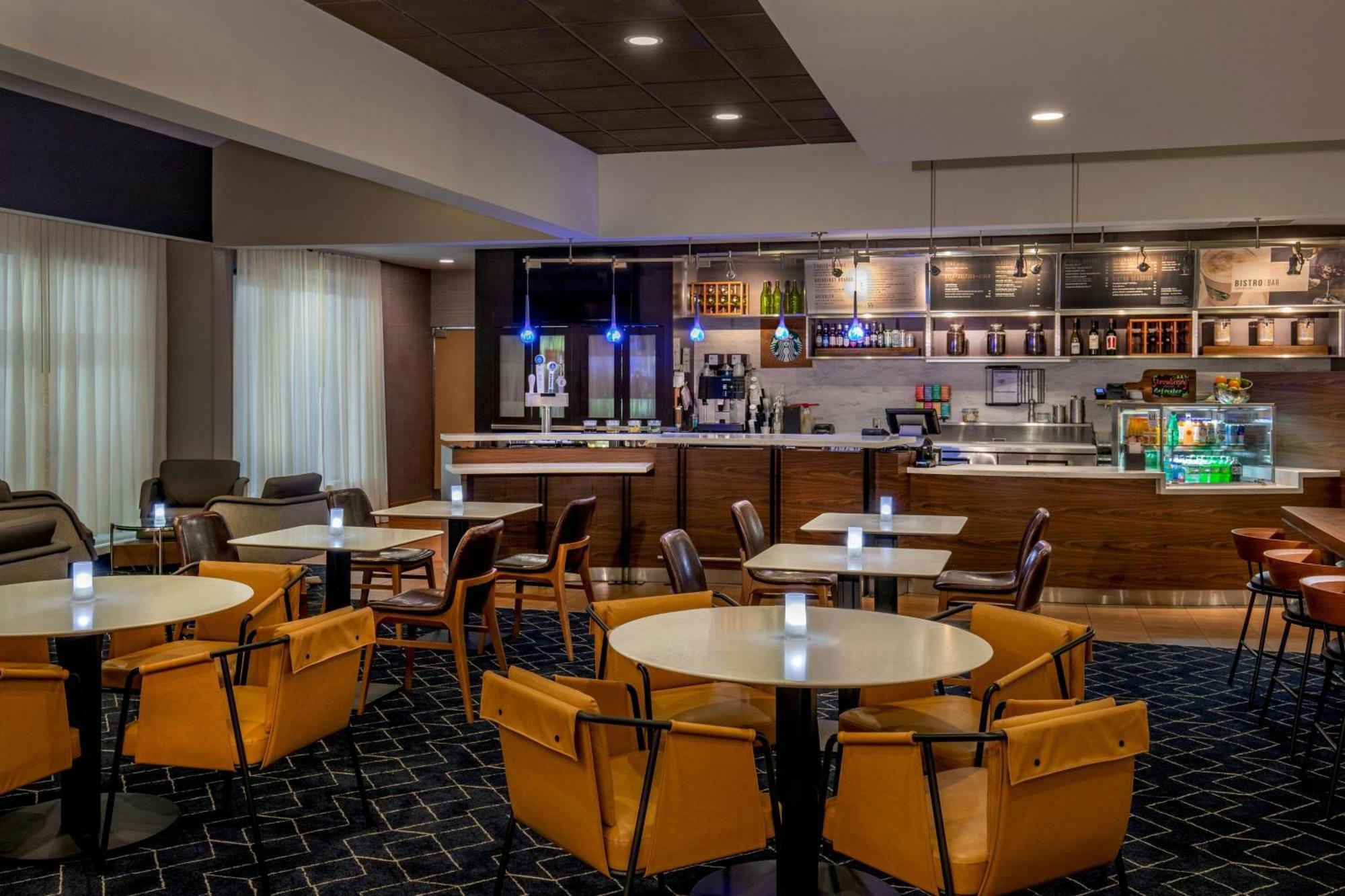 Courtyard By Marriott Boston Andover Exterior photo