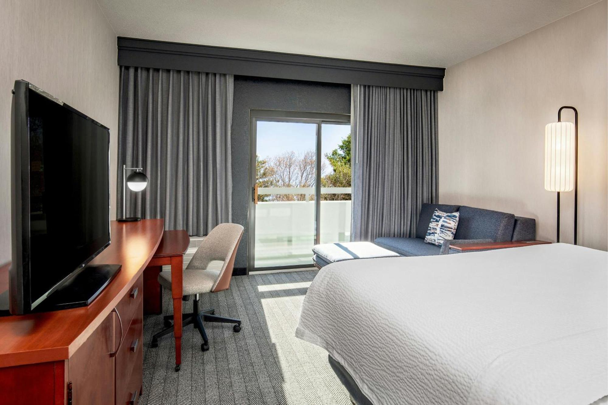 Courtyard By Marriott Boston Andover Exterior photo